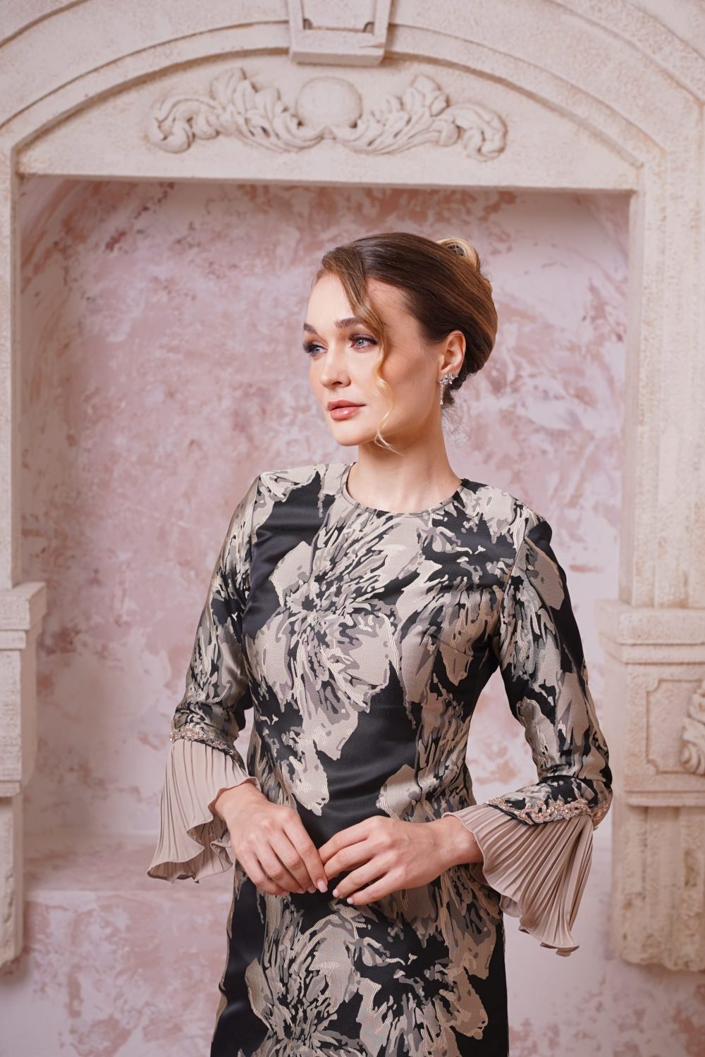 Lunara in Eclipse Brown