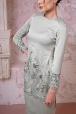 Satinora in Green Tea