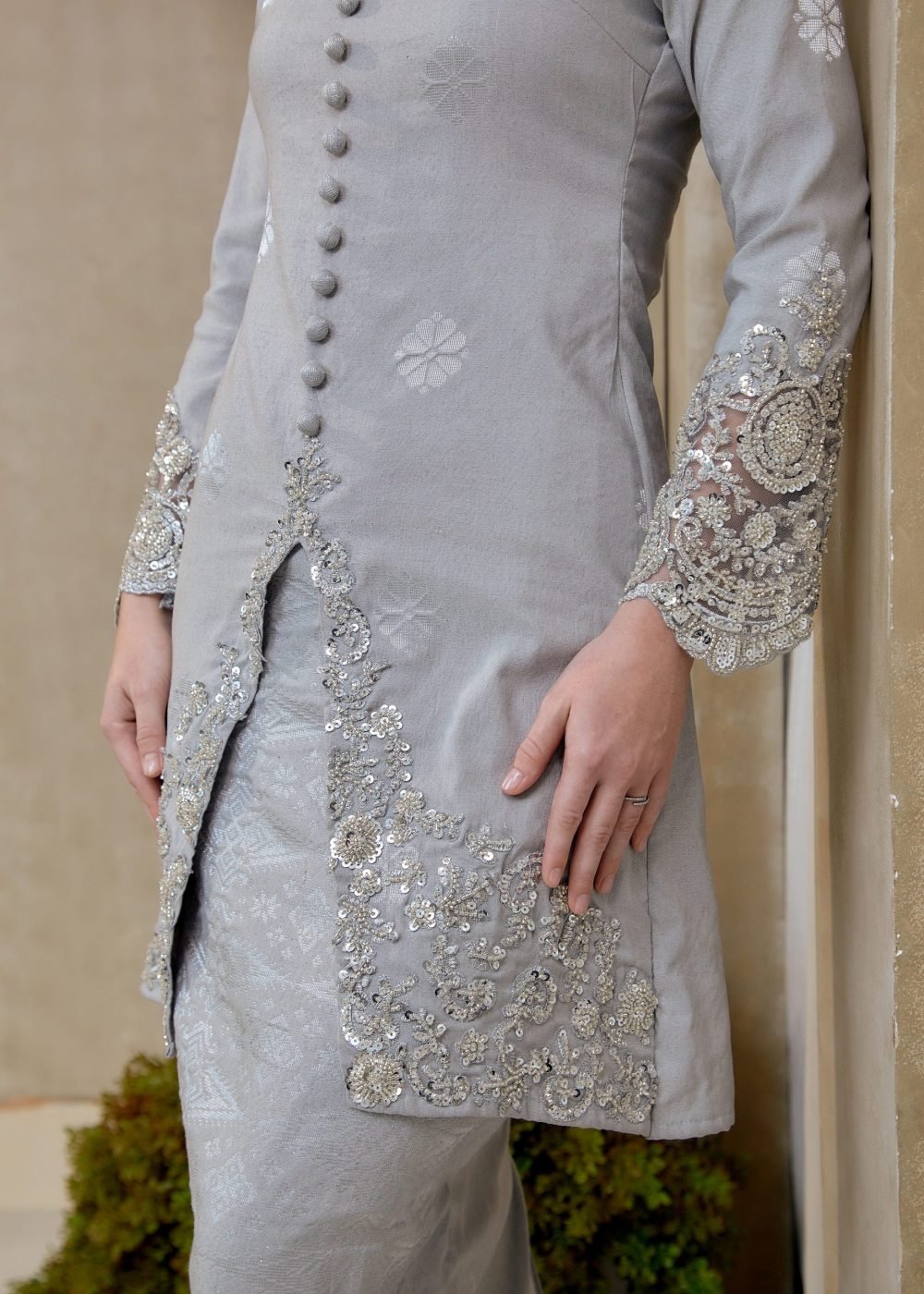 Saloma Songket Kebarung in Grey