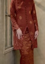 Saloma Songket Kebarung in Brick Orange