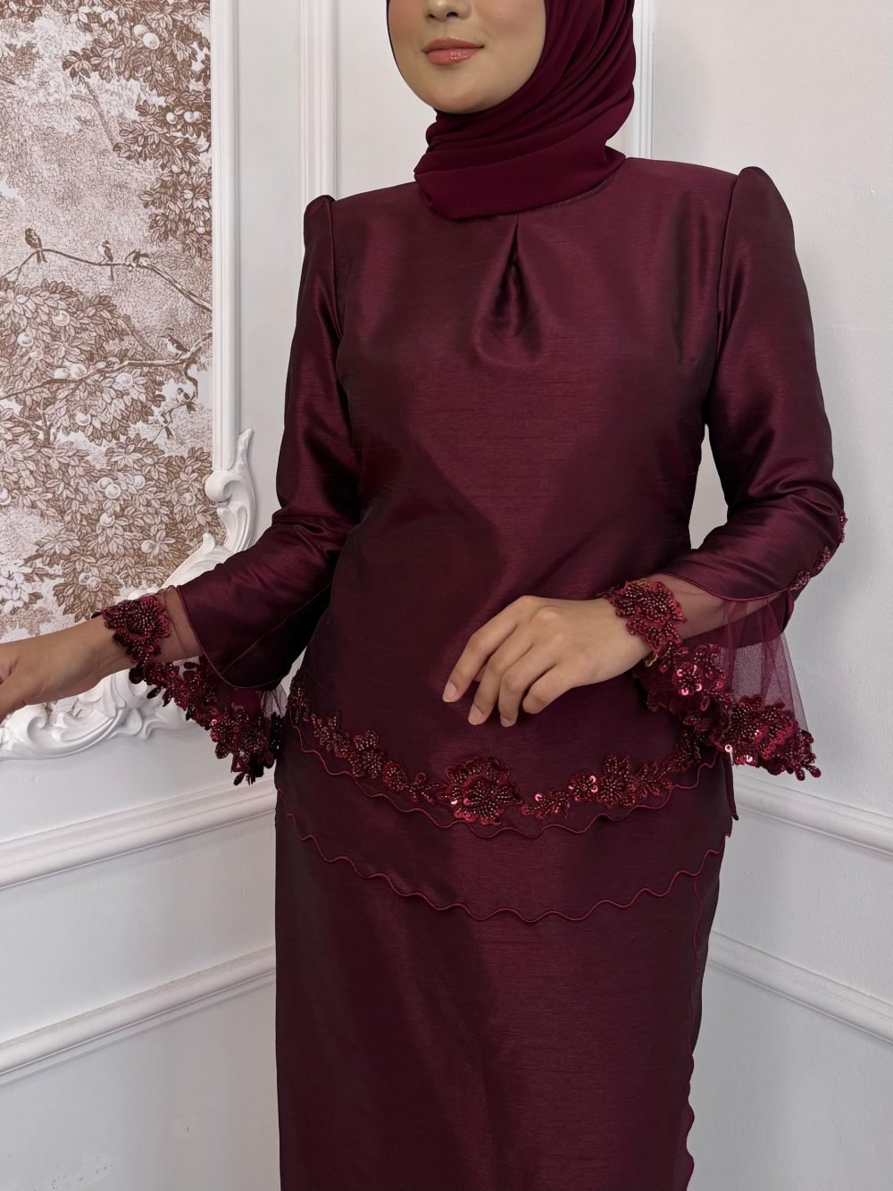 Sheena Kurung in Purple Plum