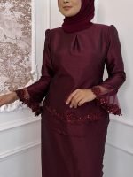 Sheena Kurung in Purple Plum