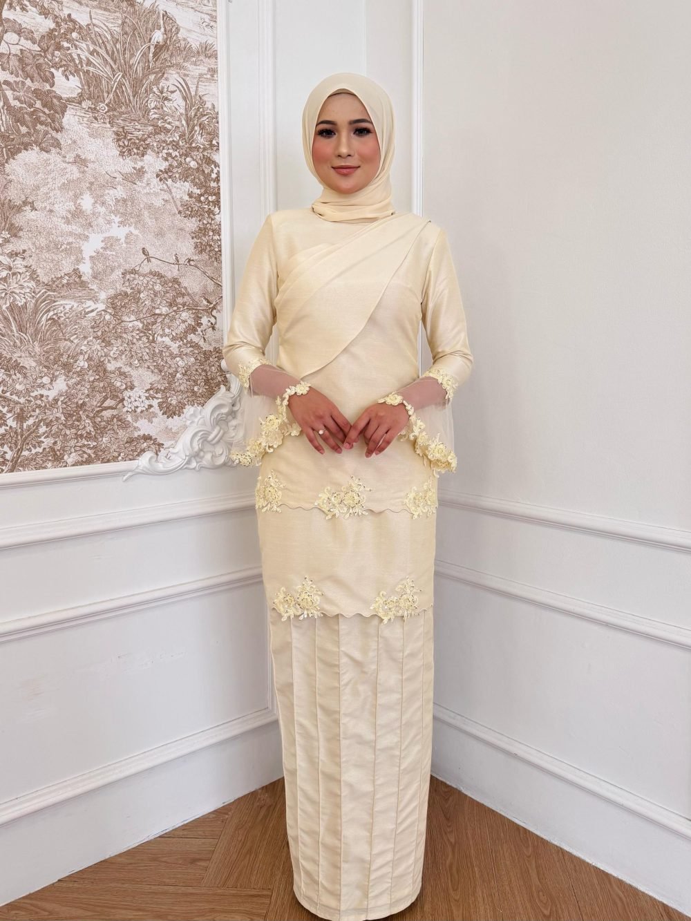 Iris Kurung in Soft Yellow